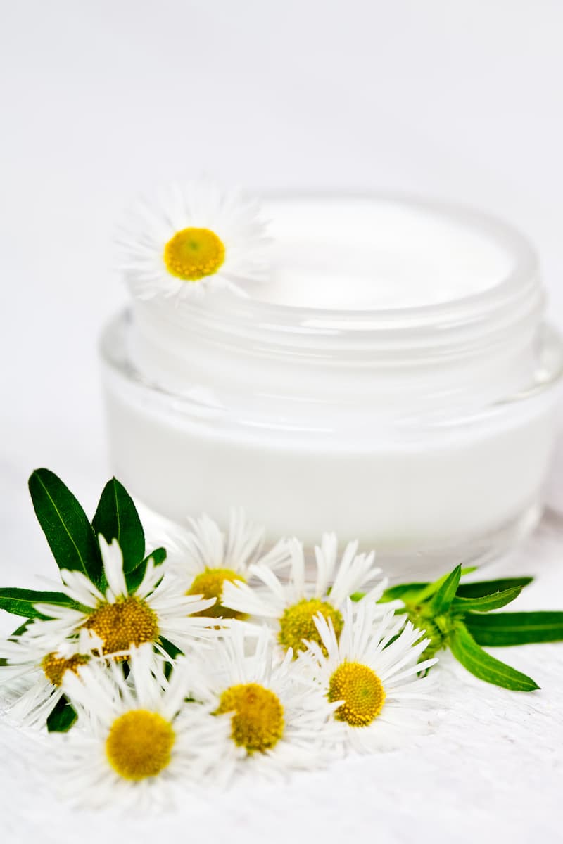 Снимка на бурканче с крем BioGlow